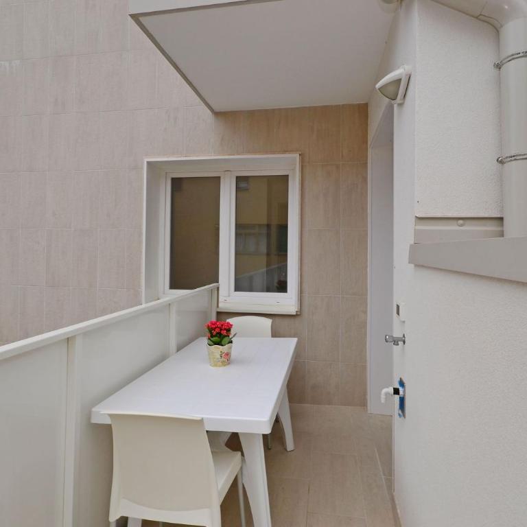 Seaside escape for a relaxing stay - Apartment - 5