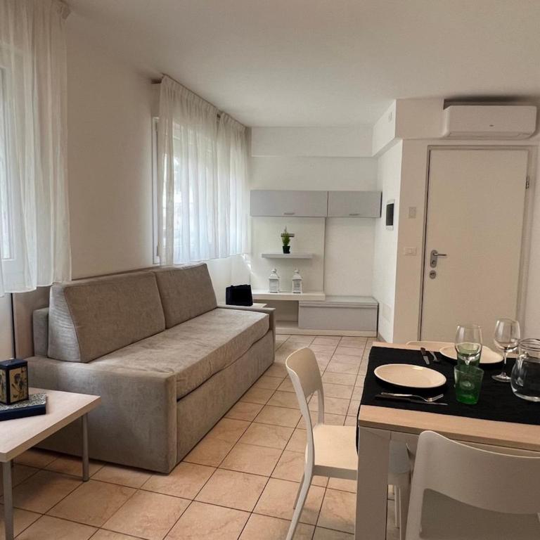 Modern flat 50mt from the beach - Appartamento - 10