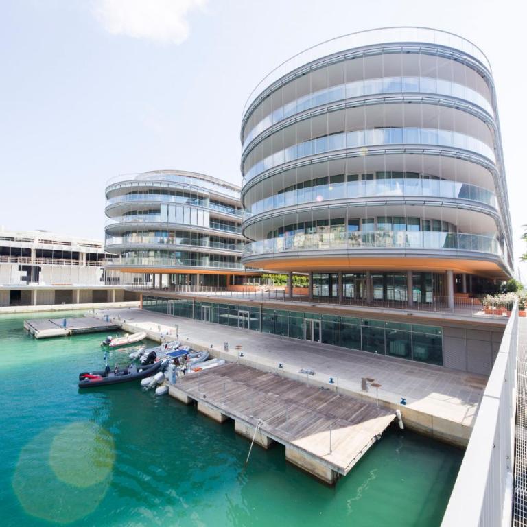 Waterfront Lux| Studio|A/C|Parking|GYM|Wifi By Tilo - Appartamento Superior con Balcone - 40