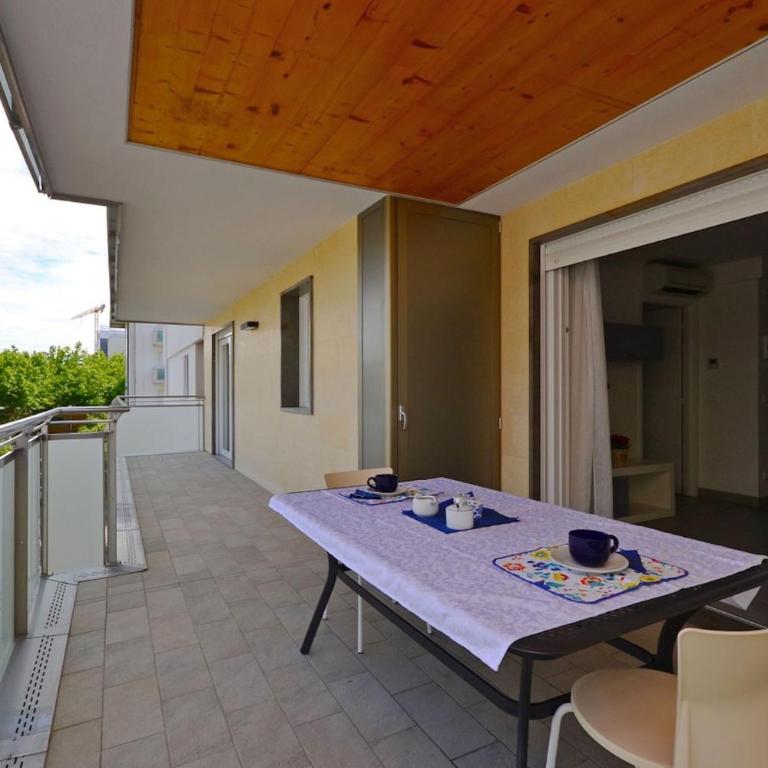 Seaside flat with spacious balcony - Appartamento - 7