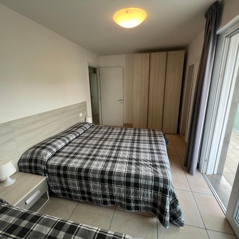 Seaside flat with spacious balcony - Appartamento - 15