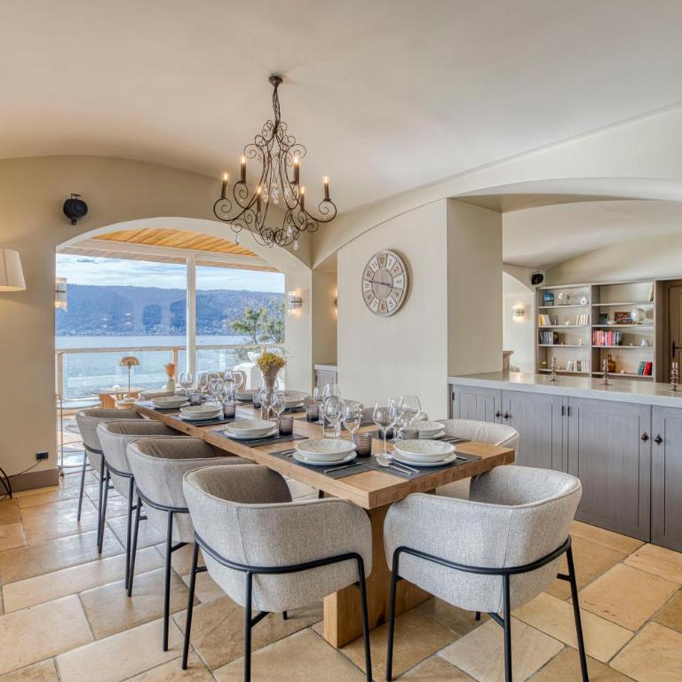 Villa Richardière - Accès privé au lac et piscine - Villa - 5