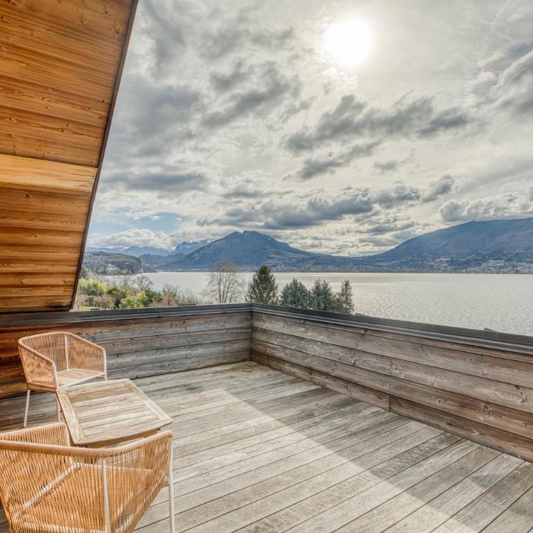 Villa Richardière - Accès privé au lac et piscine - Villa - 33