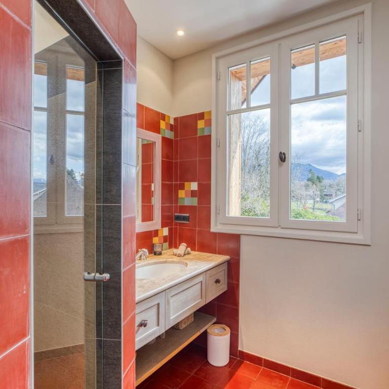 Villa Richardière - Accès privé au lac et piscine - Villa - 40