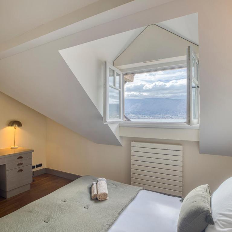 Villa Richardière - Accès privé au lac et piscine - Villa - 45