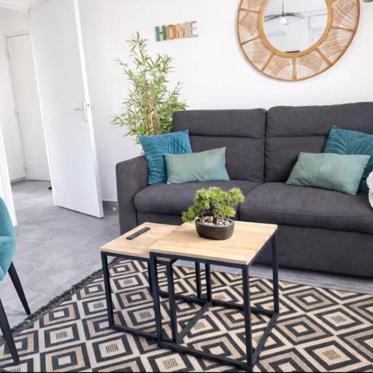 Cocon marseillais Silo balcon, clim & parking - One-Bedroom Apartment - 10