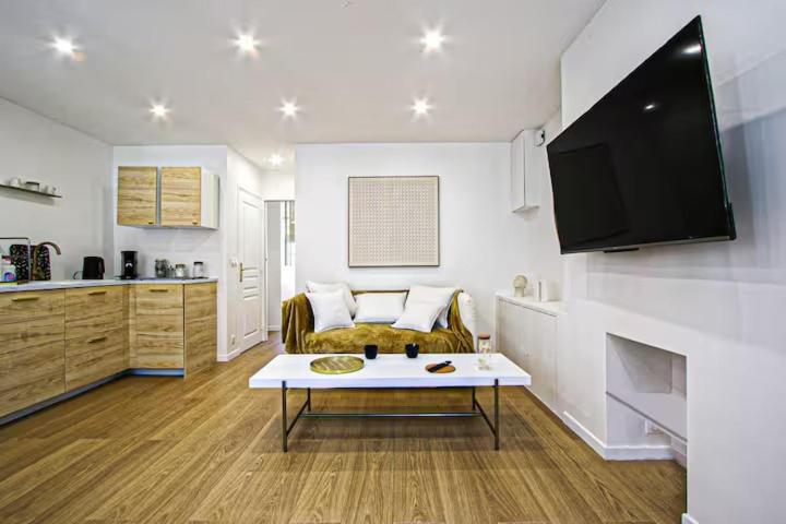 The White Flat - à 500m de la plage - Apartment - 1
