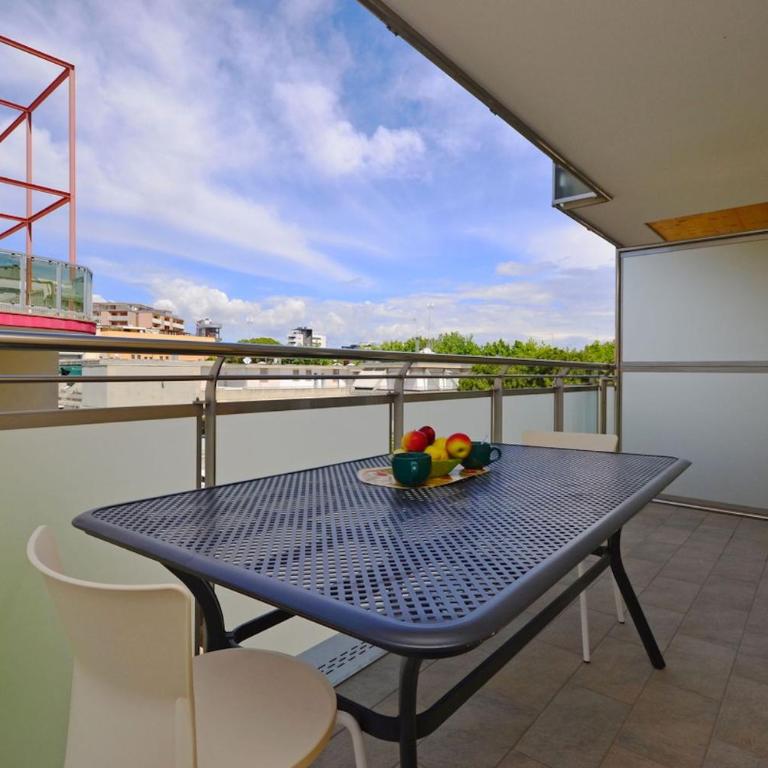 Modern flat with spacious balcony - Appartamento - 6