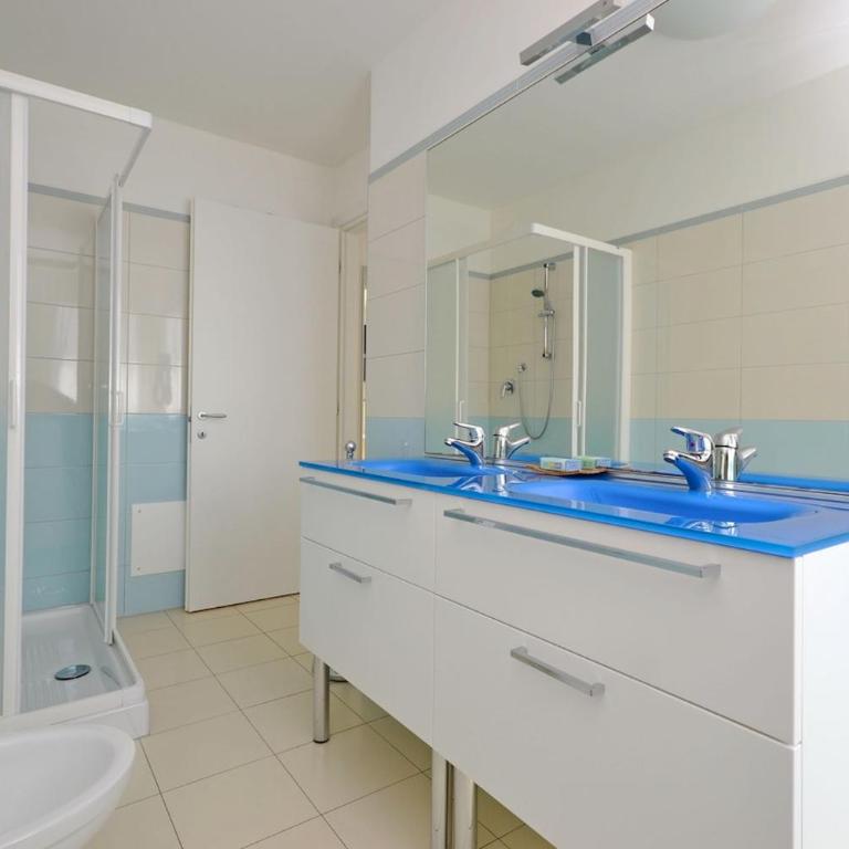 Modern flat with spacious balcony - Appartamento - 26
