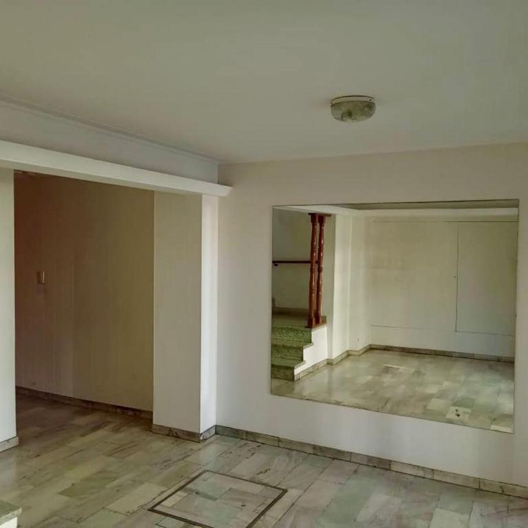 Dpto con cochera - Barrio La Perla - Apartamento de 2 dormitorios - 13