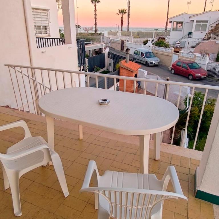 Apartalux Benicassim Premium - One-Bedroom House - 1