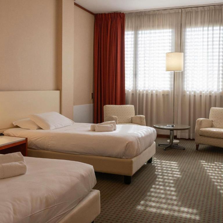 Mercure Hotel President Lecce - Camera Tripla Classic con 3 Letti Singoli - 1