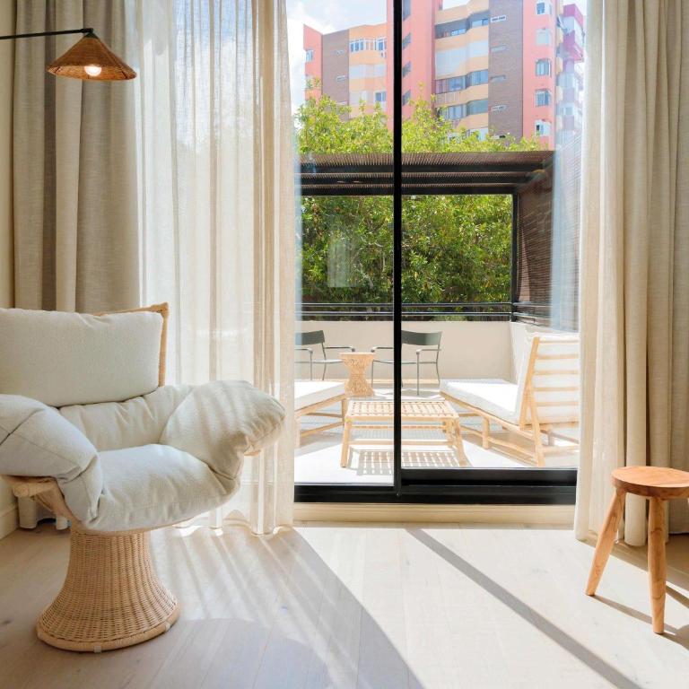 Mercure Benidorm - Standard Room with Large Terrace - 2
