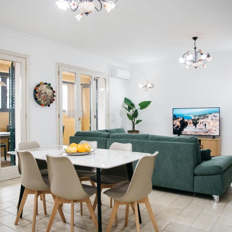 G&G Charming House by Taormina Holidays - Two-Bedroom Apartment - 2