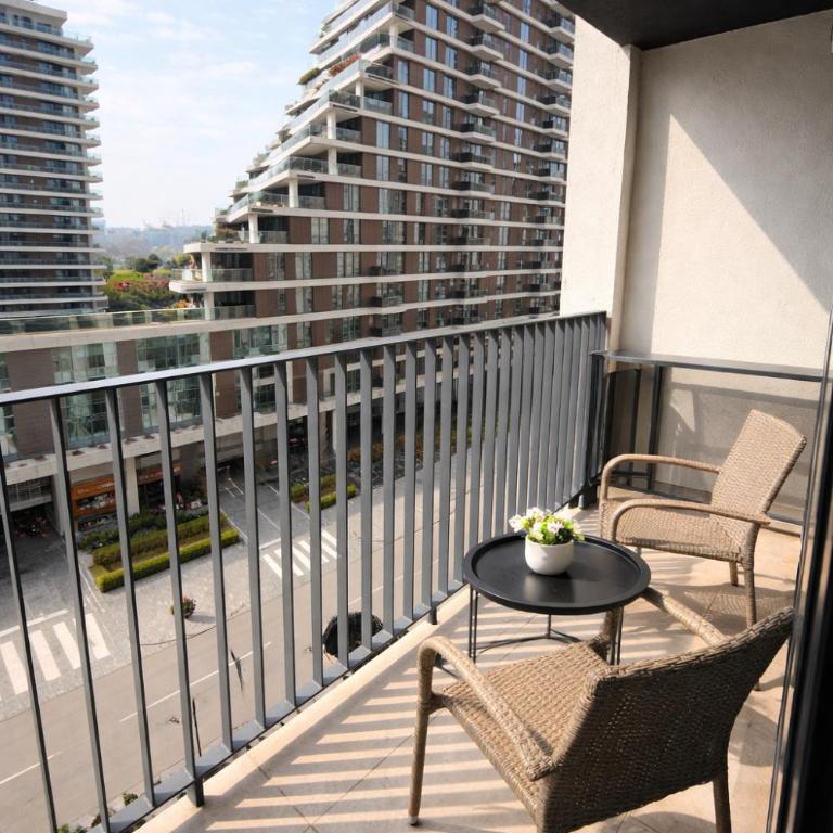 BW Loft Apartments FREE GARAGE Fast Wi-Fi - Two-Bedroom Apartment with River View - 14