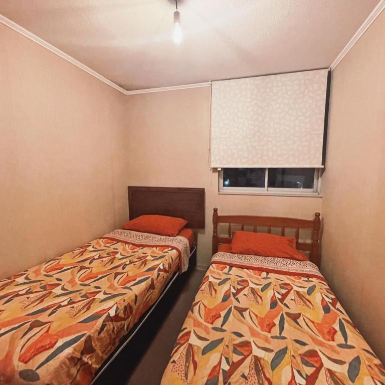 Departamento en condominio con áreas verdes - Three-Bedroom Apartment with Balcony - 27