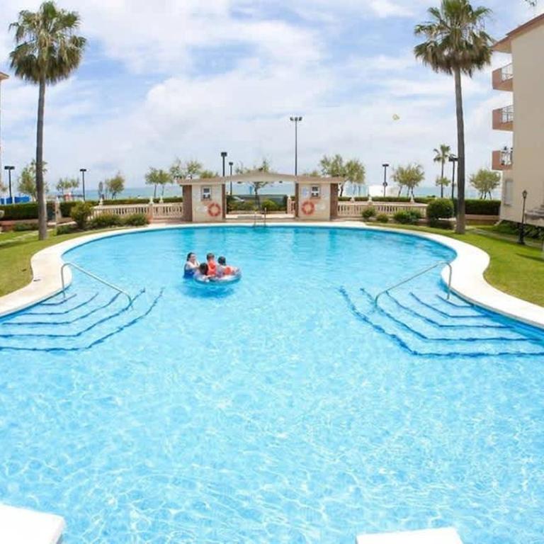Seafront Fuengirola 2 Balconies Pool & Views - Apartamento - 1