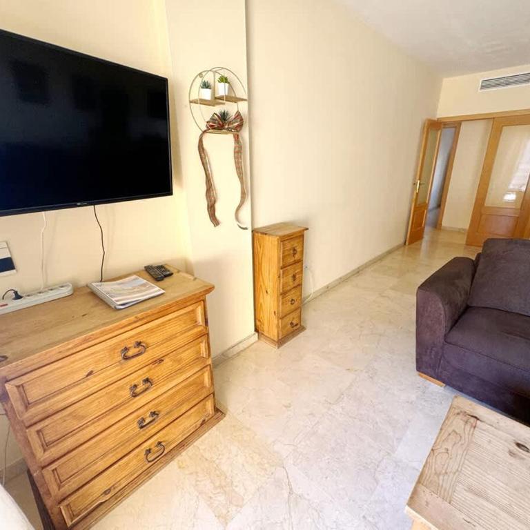 Beach 3br Pool Parking Sleeps 7 - Apartamento - 12