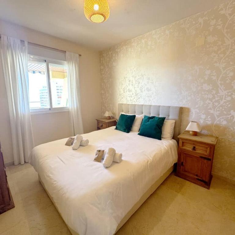 Beach 3br Pool Parking Sleeps 7 - Apartamento - 17