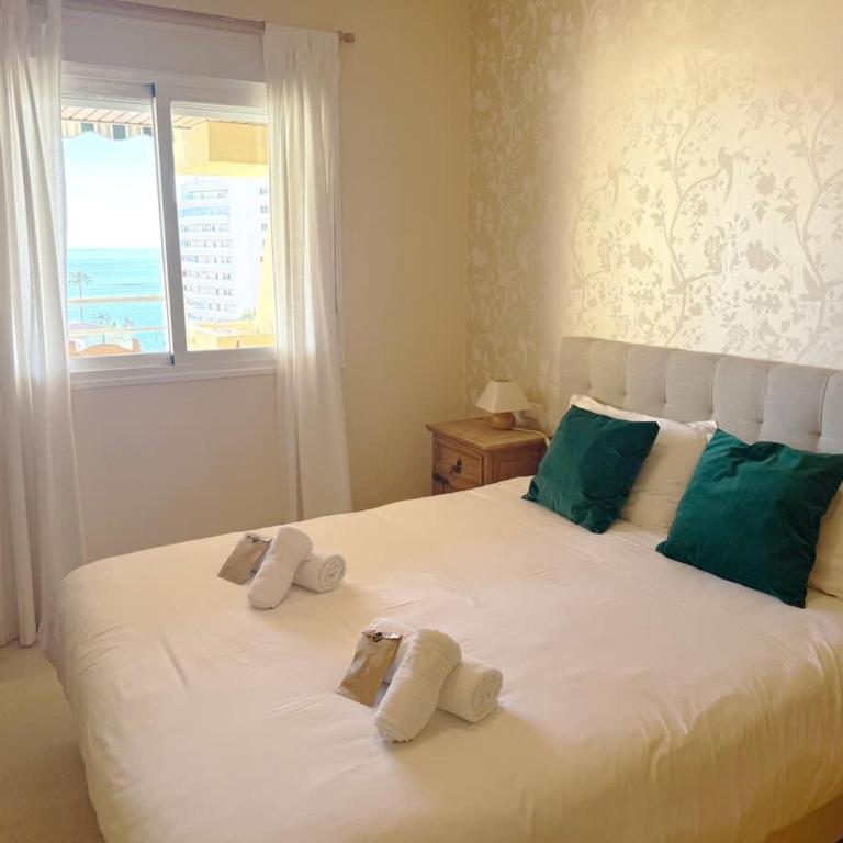 Beach 3br Pool Parking Sleeps 7 - Apartamento - 18
