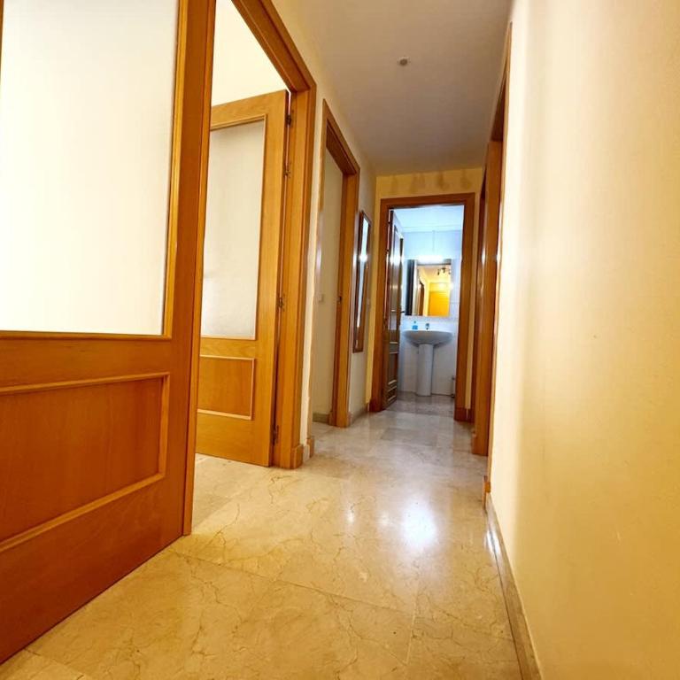 Beach 3br Pool Parking Sleeps 7 - Apartamento - 22