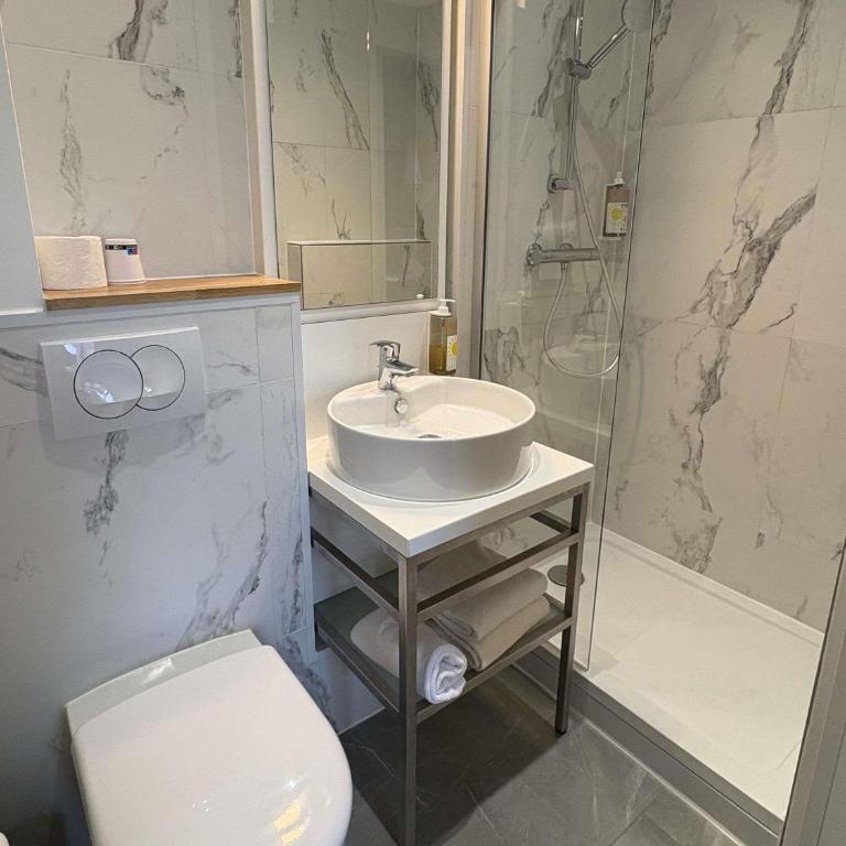 greet hotel Lille Gare Flandres - Groupe Accor - Chambre Pop avec 1 Lit Double - 6