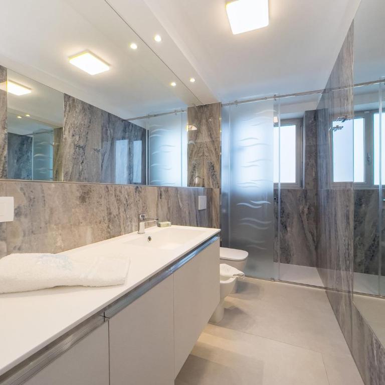 Modern flat in Piazza Fontana - Apartment - 4
