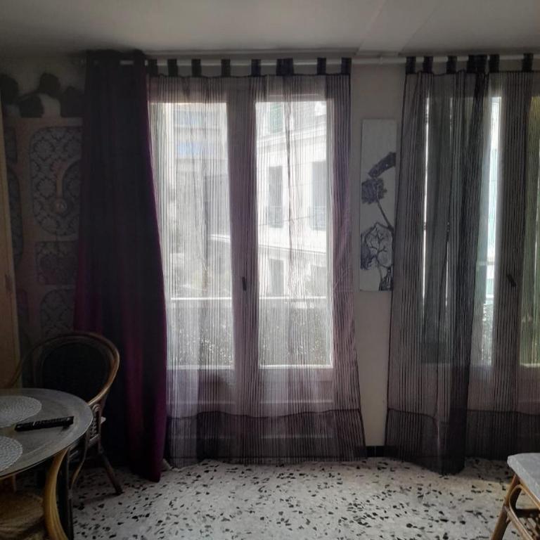 Magnifique Studio non fumeur près de la gare - Studio - 4