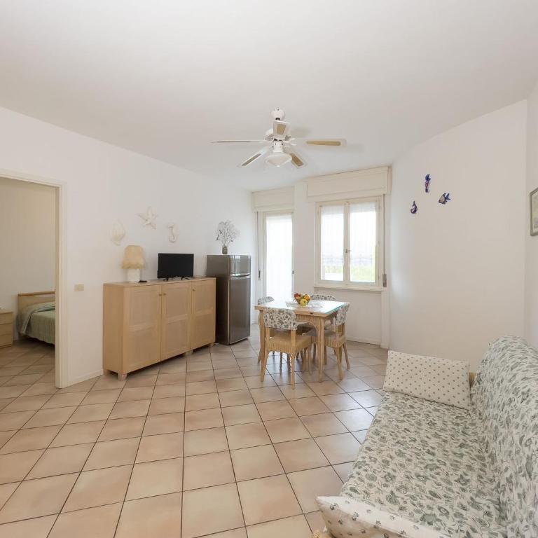 Spacious flat only 150mt from the beach - Appartamento - 2