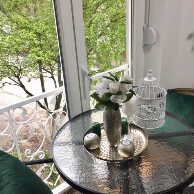Apartment Center 400 m from National Theatre - Apartment - 17