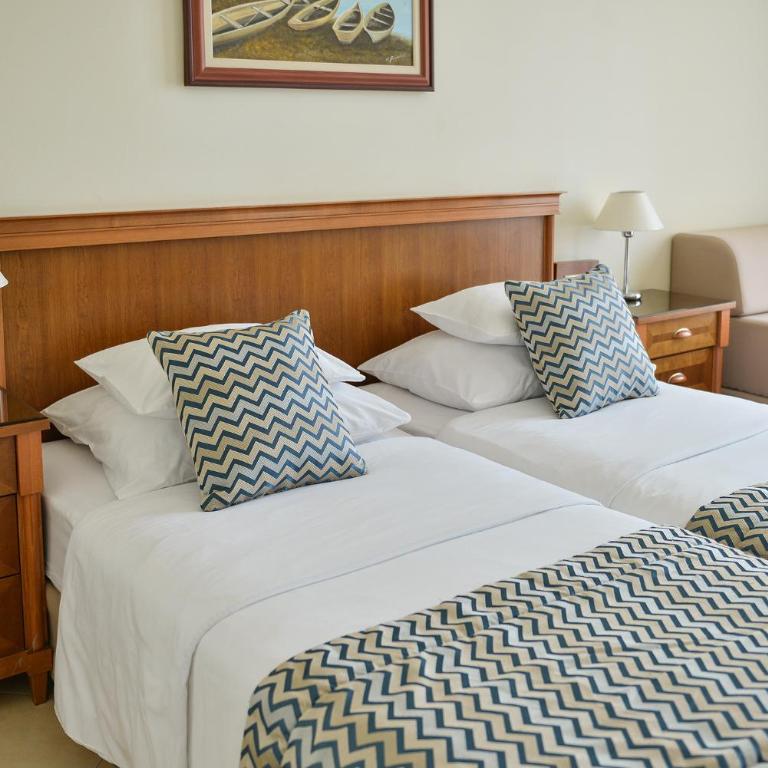 Mediteran Hotel & Resort - Dvokrevetna Soba sa Bračnim Krevetom/Zasebnim Krevetima i Balkonom - 2