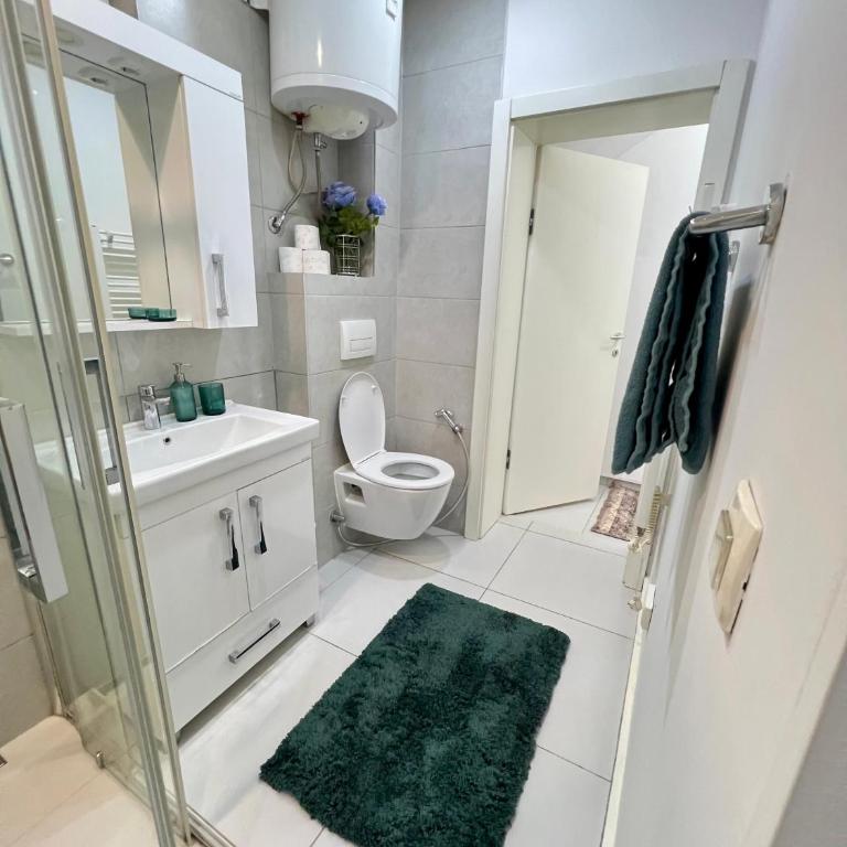 Apartment Center 400 m from National Theatre - Apartment - 18