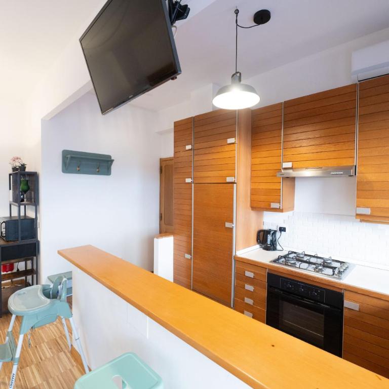 Terrace Lovely Apartment - Appartamento con 1 Camera da Letto e Terrazza - 4
