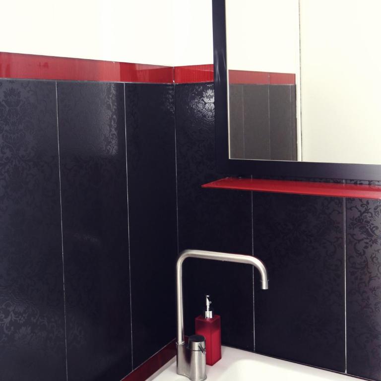 Rest and Go - Camera Tripla con Bagno Privato Esterno - 16