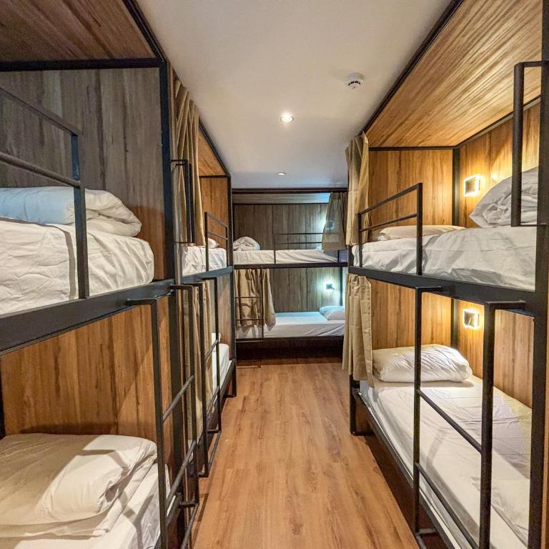 La Banda Living Hostel - Cama en habitación compartida femenina de 8 camas - 4