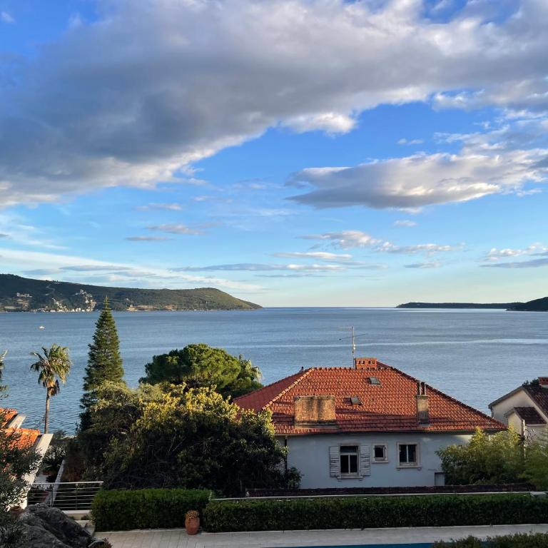 Boka view Heritage Apartment - Two-Bedroom Apartment with Bay View - 2