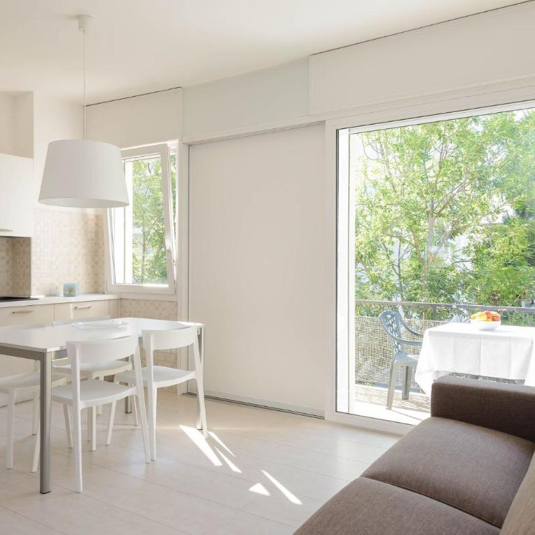 Beachside apartment in Lignano - Apartment - 1