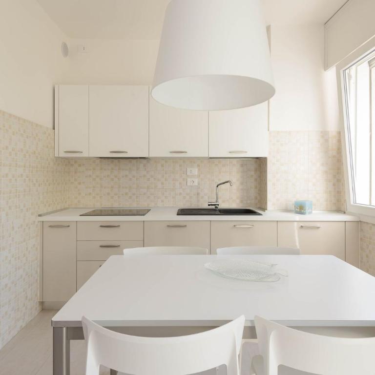 Beachside apartment in Lignano - Apartment - 6
