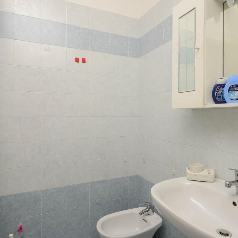 Beachside apartment in Lignano - Apartment - 17