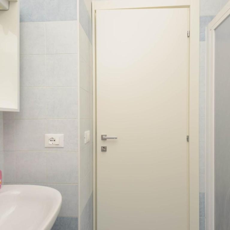 Beachside apartment in Lignano - Apartment - 18