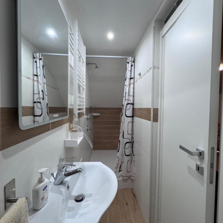 Little Home - Appartamento con 1 Camera da Letto - 11