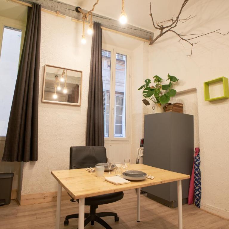Loft au cœur du Vieux-Nice, à 5 min de la plage - Appartement 1 Chambre - 2