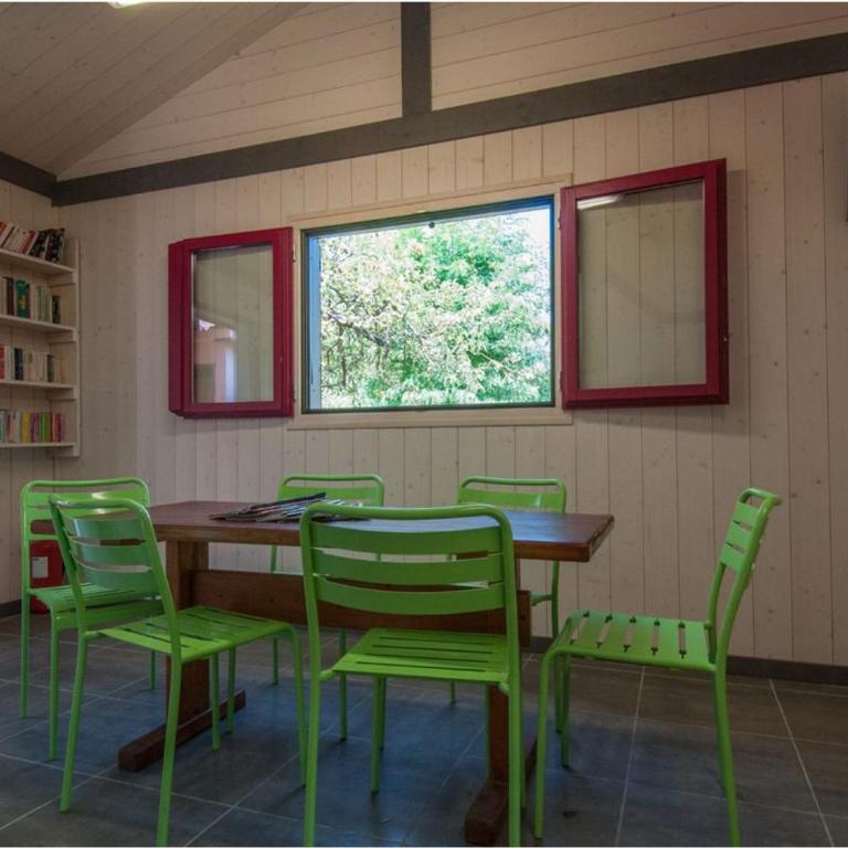Chalet avec terrasse - 6 pers. - Chalet 2 Chambres - 12