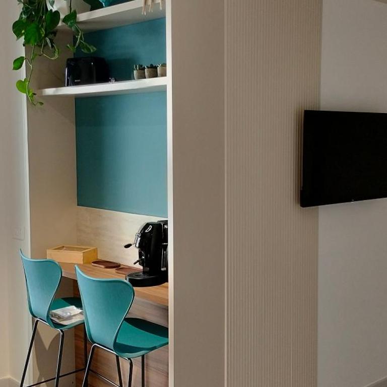 AnGio' Suite Amendola - Appartamento con 1 Camera da Letto - 2
