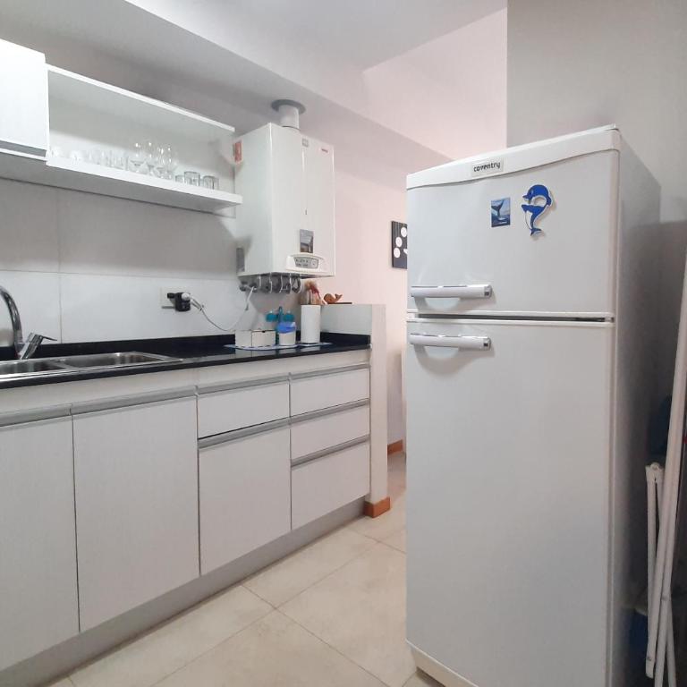 Dpto de balcón con vista al Muelle en ubicación ideal - Apartment with Balcony - 7