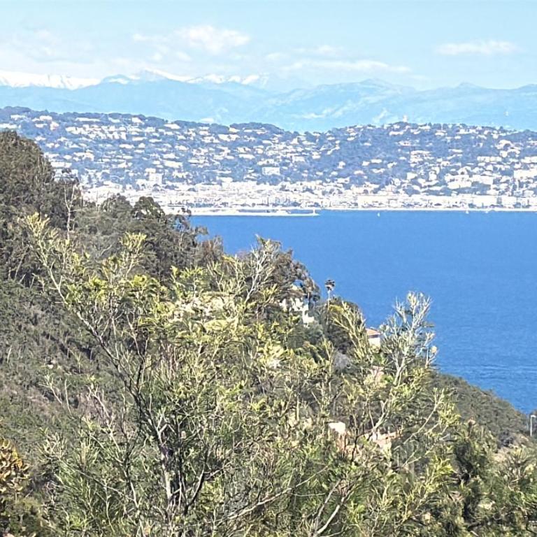 Residence Arc-en-Ciel 5 Star App A with stunning seaview - Appartement 2 Chambres - 48