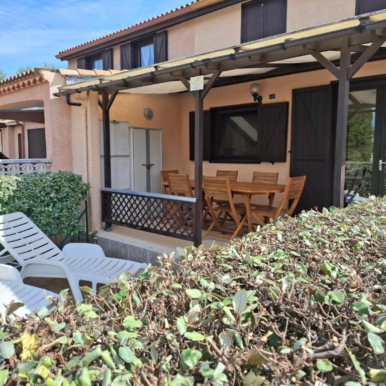 Maison à Portiragnes Plage - Résidence les Tamaris - Porte du Soleil - Prix piscine comprise - Maison 2 Chambres - 32