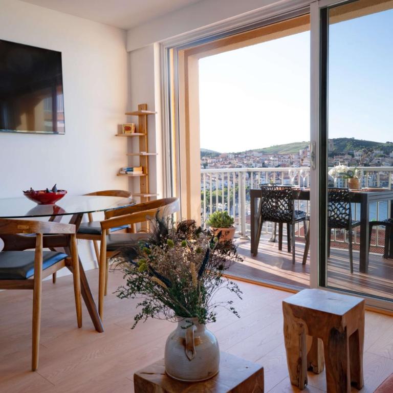 Vue Panoramique Exceptionnelle Mer, Montagne et Village l T2 Luxueux - Apartamento de 1 dormitorio - 4