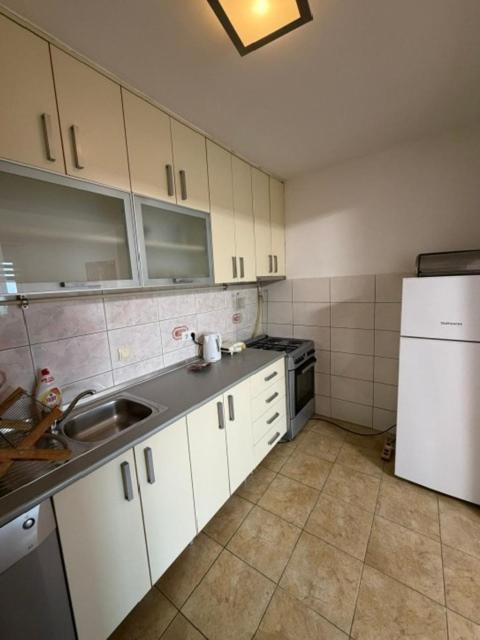 Apartment Azra Sarajevo - Apartman sa 1 Spavaćom Sobom - 18