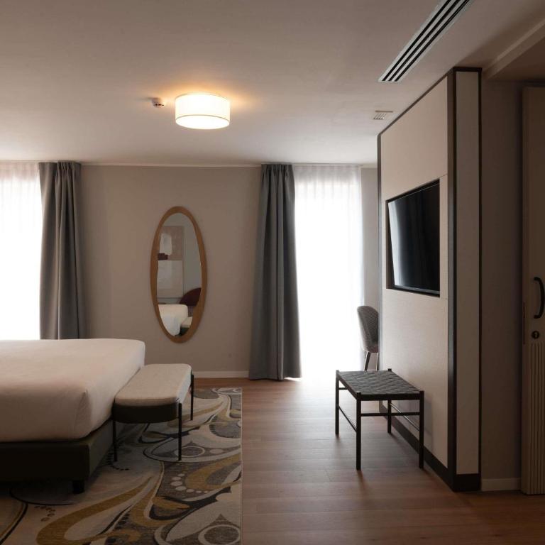 Mövenpick Hotel Bari - Suite - 11